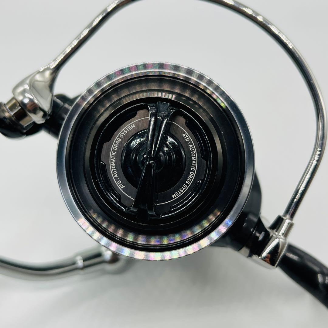 16キャタリナ　4500H ダイワ　スピニングリール　ショアジギング