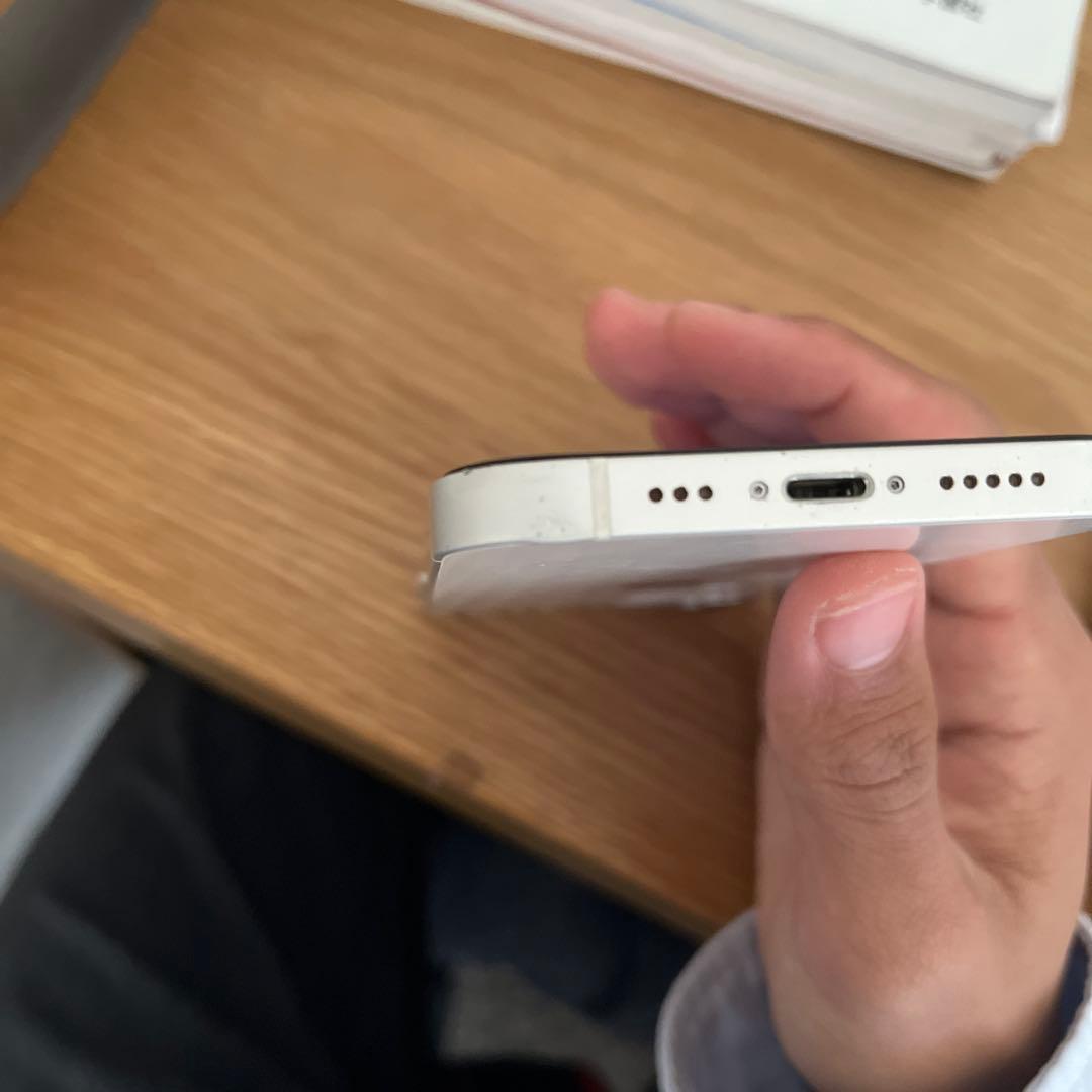 iPhone 12 128GB ホワイト Simフリー