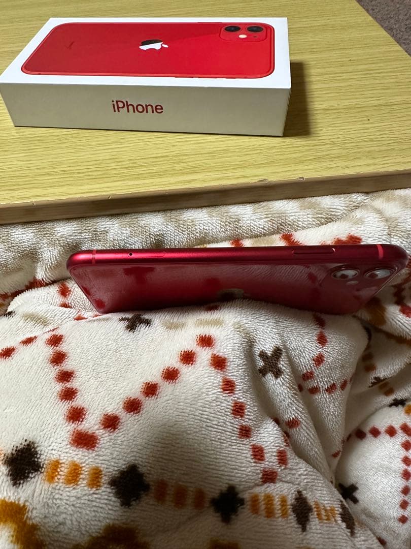 Apple iPhone 11 (PRODUCT(RED)) 256GB 箱付き