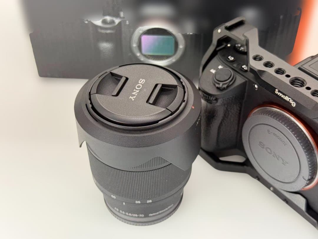 SONY α7III レンズキット 新品同様/SmallRig付