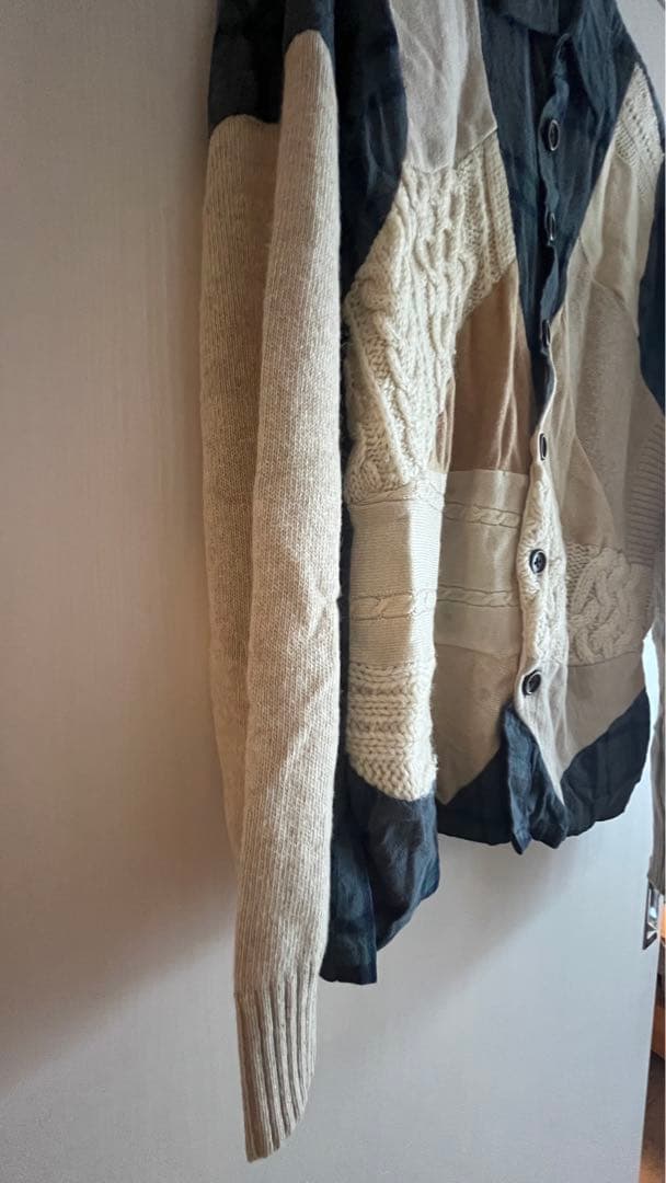 ネルシャツ、ニット、カーディガン