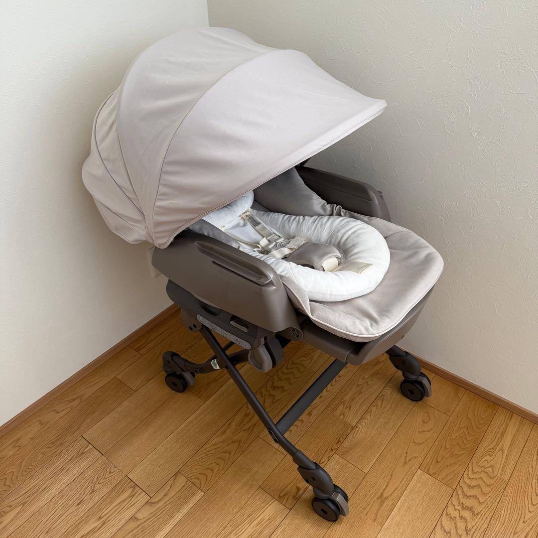 ryo..　お値下げ　コンビ ホワイトレーベル ネムリラ コードレス 美品