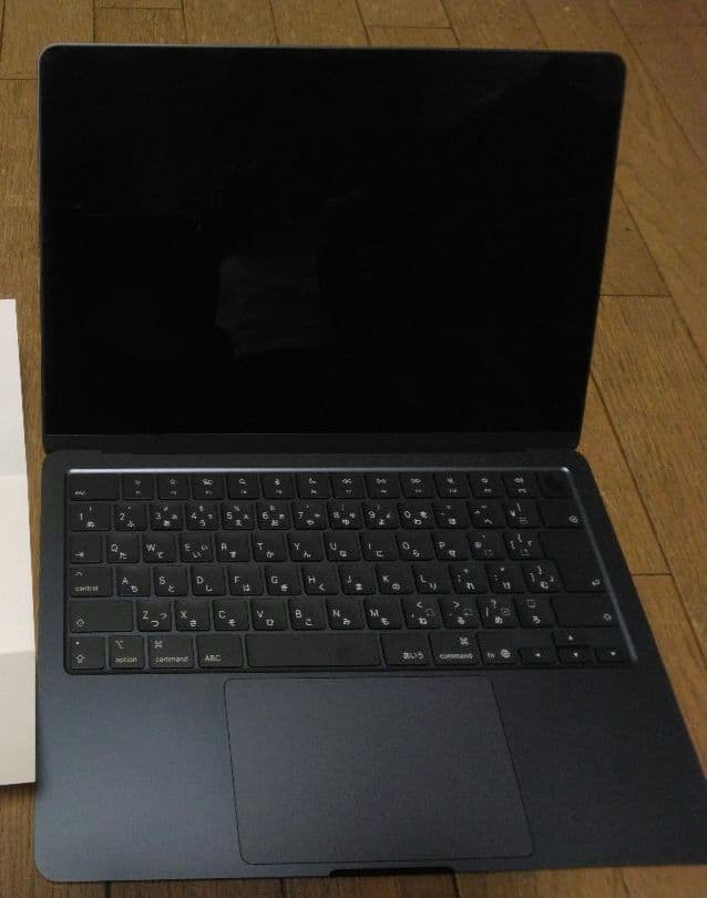 13インチMacBook Air -　ミッドナイト　M4