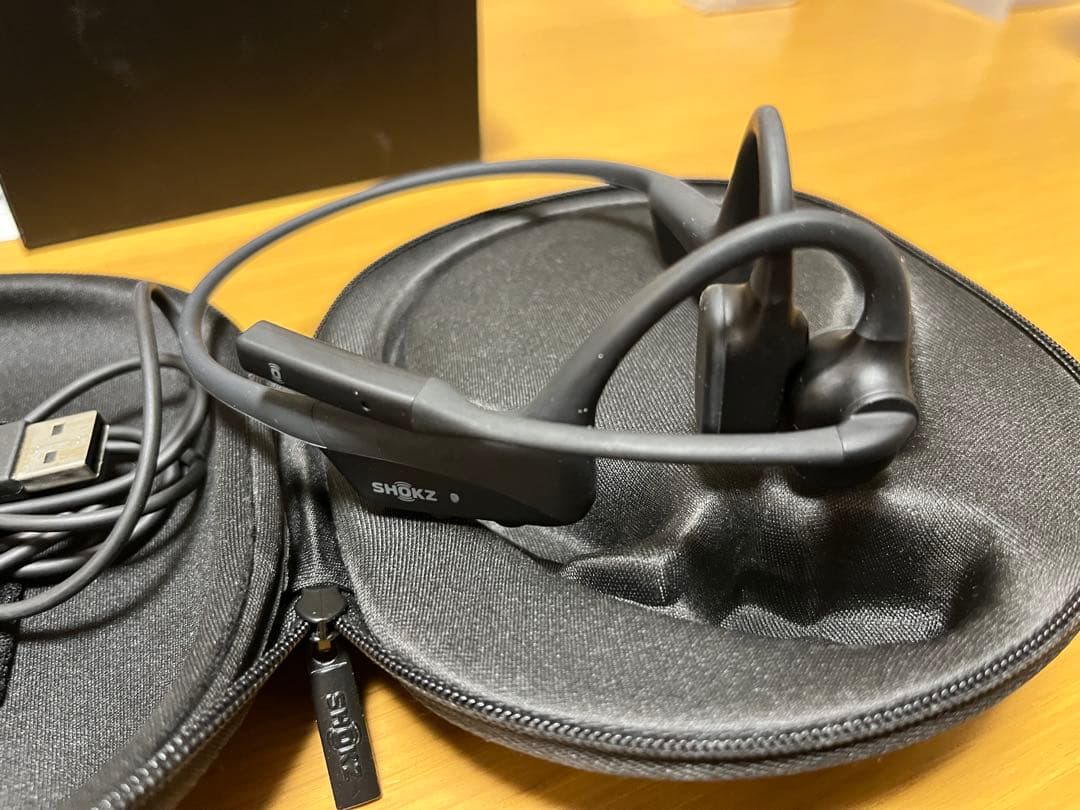 イヤホン Shokz OpenComm2