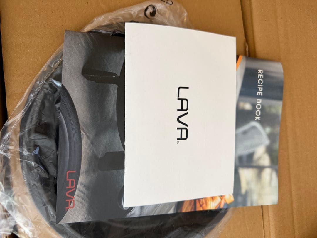 ラヴァ LAVA ラウンドキャセロール　20センチ2.8リットルマットブラック