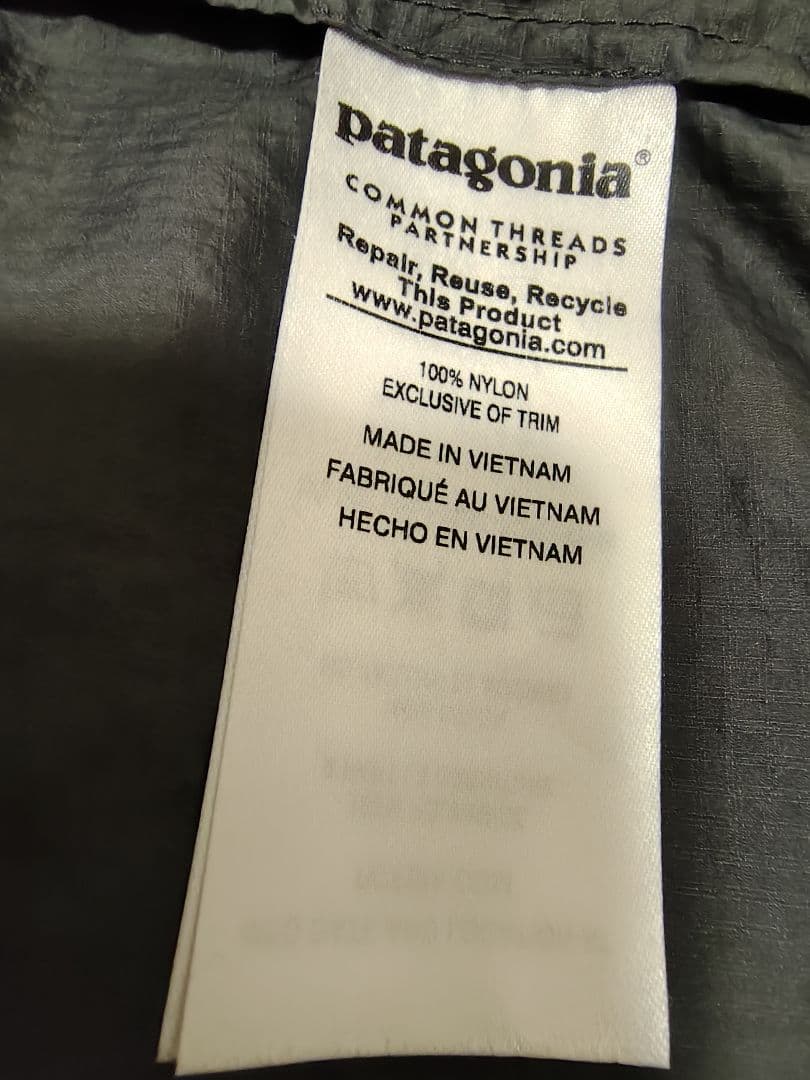 patagonia フーディニ ジャケット М パタゴニア 濃灰 オレンジ 廃盤