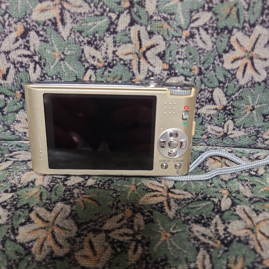 Panasonic LUMIX FX66 ゴールド