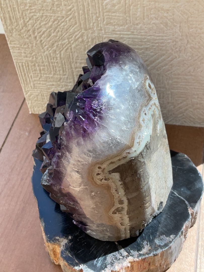 ウルグアイ産　 アメジストクラスター 置物　830g