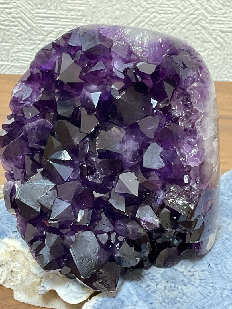 ウルグアイ産　 アメジストクラスター 置物　830g