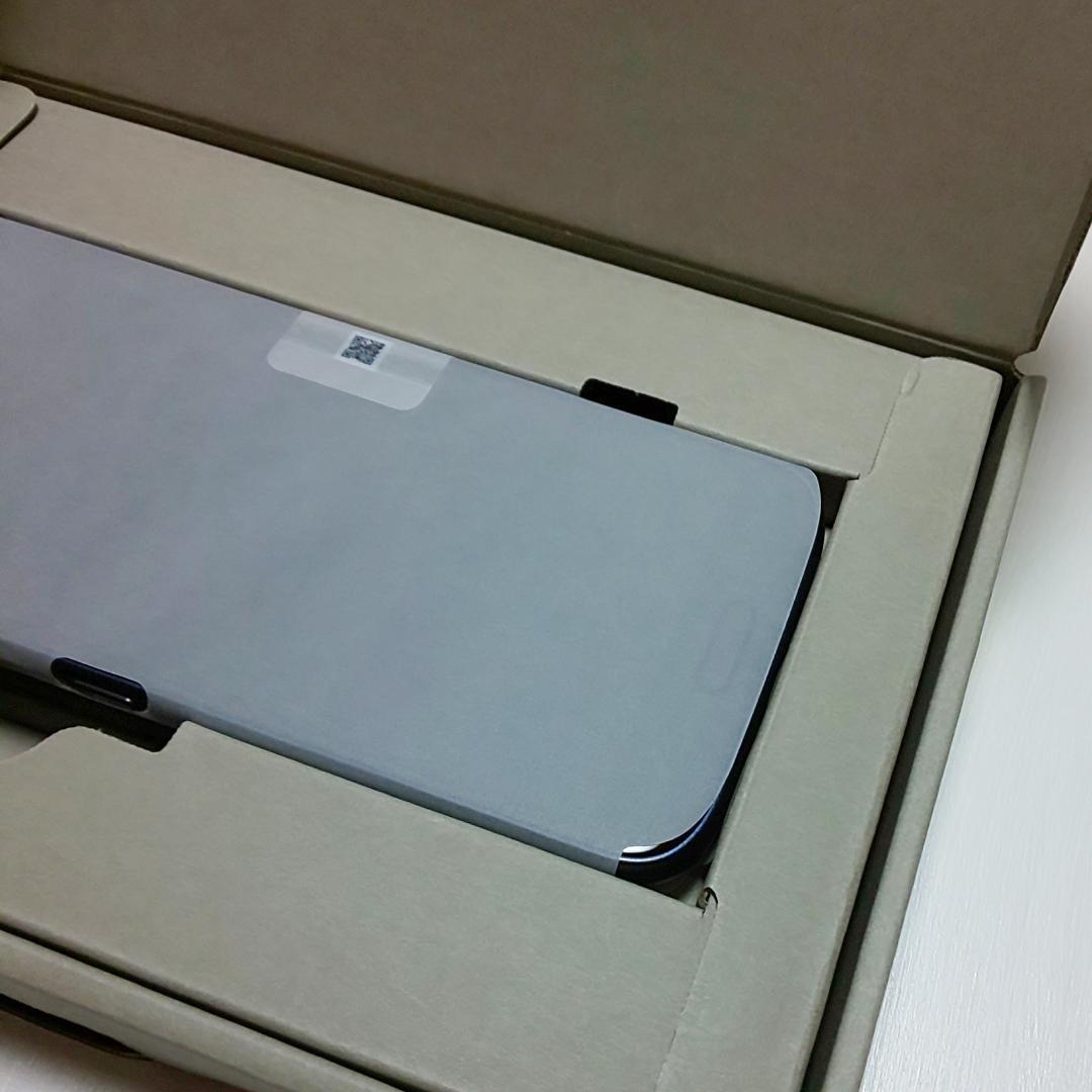 未使用 F-53E らくらくスマートフォン docomo 新品