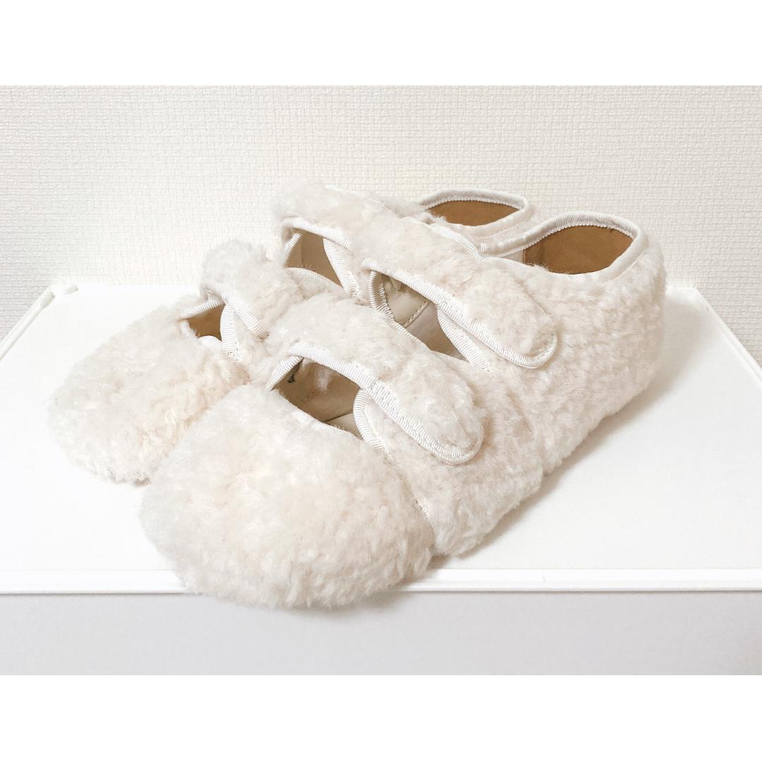 merry jenny 新品 ホワイト Mサイズ フェイクファーベルクロシューズ