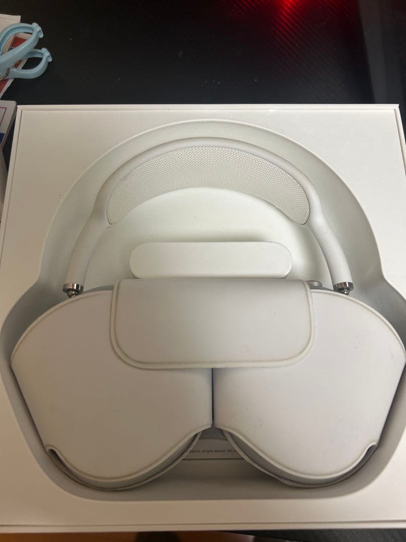 シルバー AirPods pro max