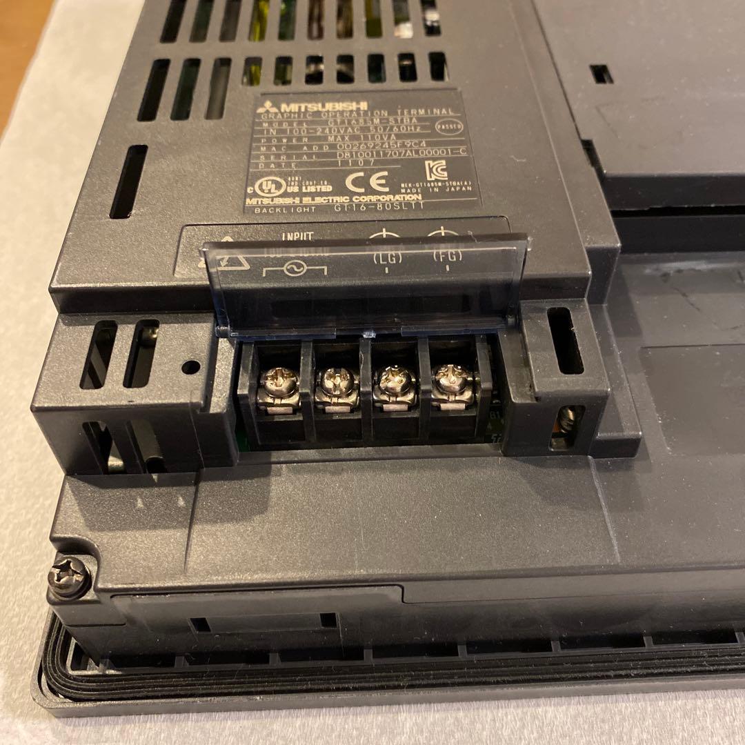 三菱タッチパネル　GT1685-STBA 　三菱電機製