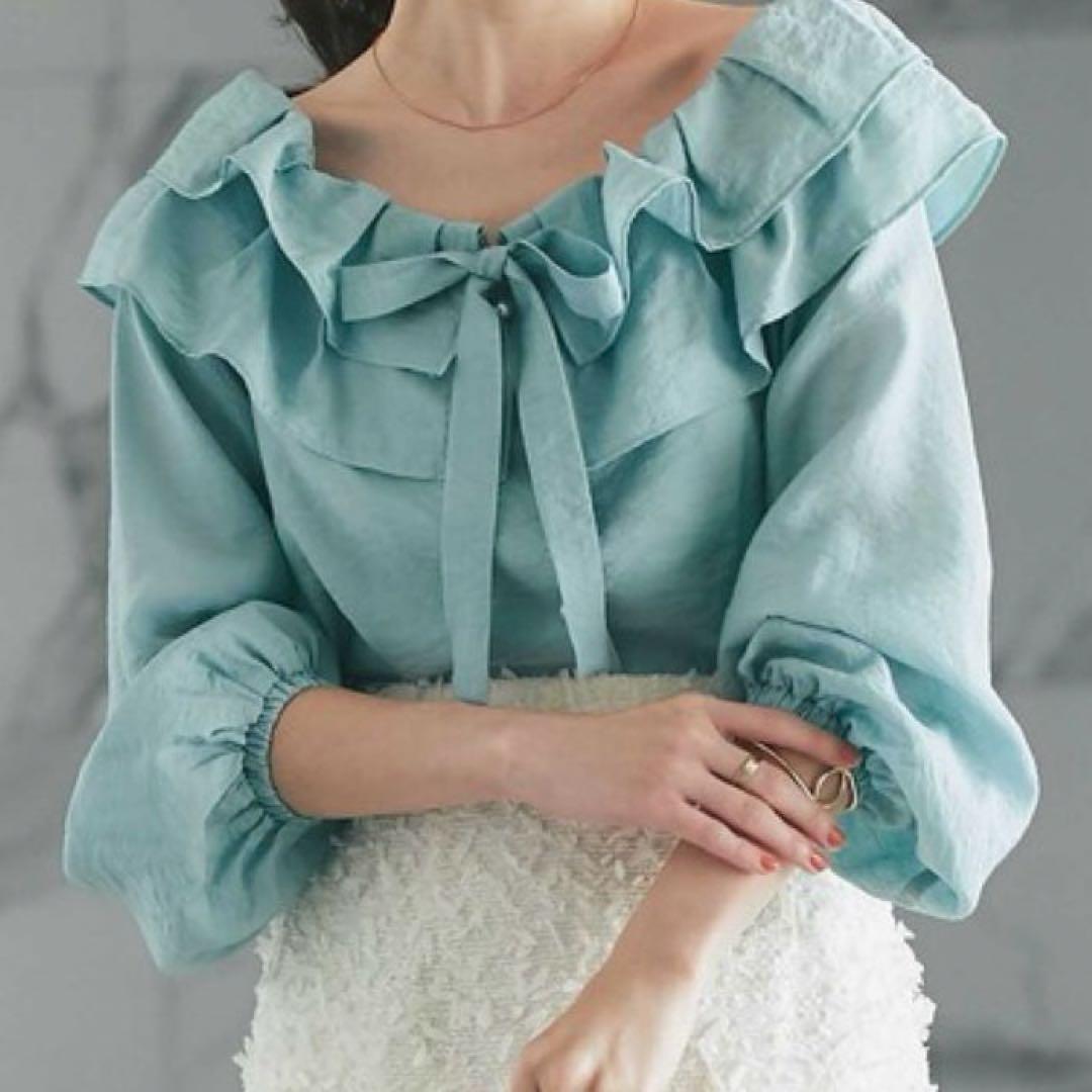 新品　La boutique BonBonギャザーフリルリボンブラウス　グリーン