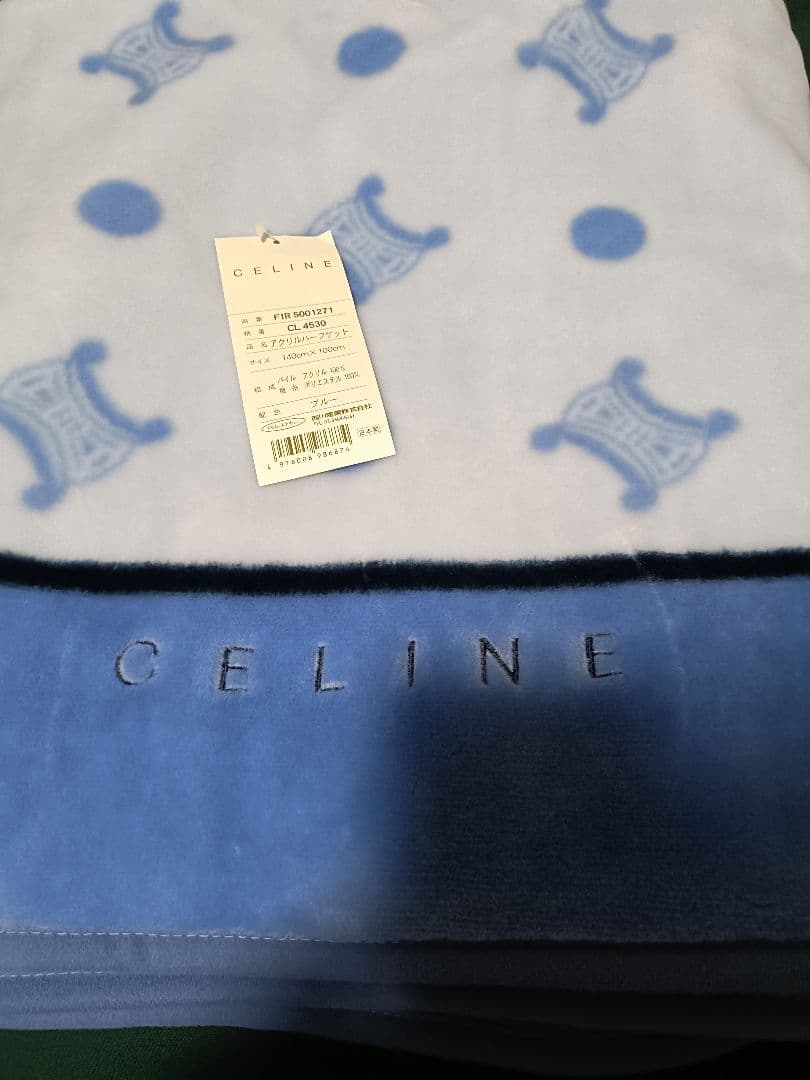 CELINE アクリルハーフケット