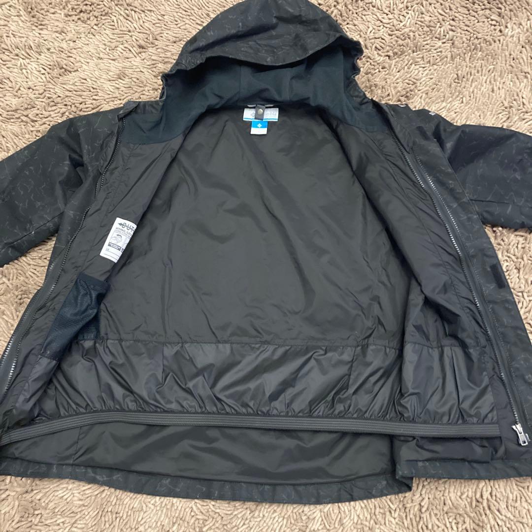 コロンビア　キッズアウター（スキーウェア）