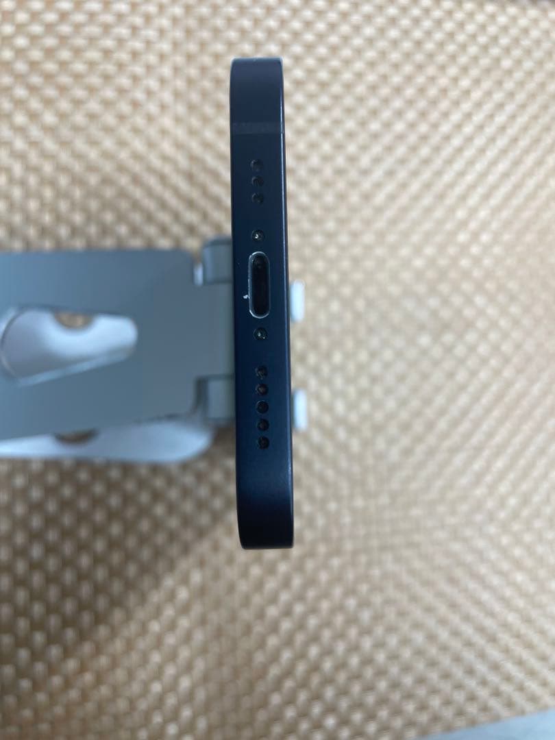 iPhone 12 64 GB ブラックSIMフリー【5648】