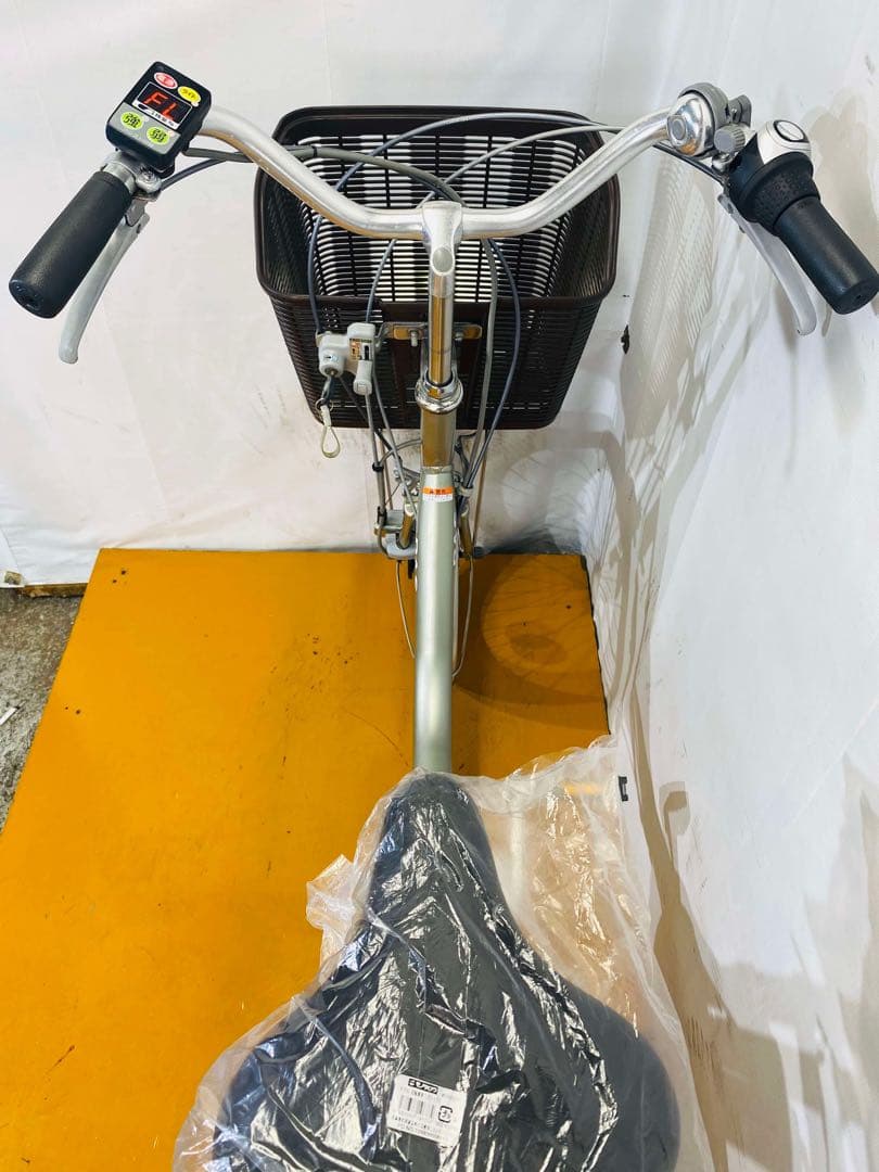 送料無料条件付き　YAMAHA PAS 電動アシスト自転車三輪車(18/16型)