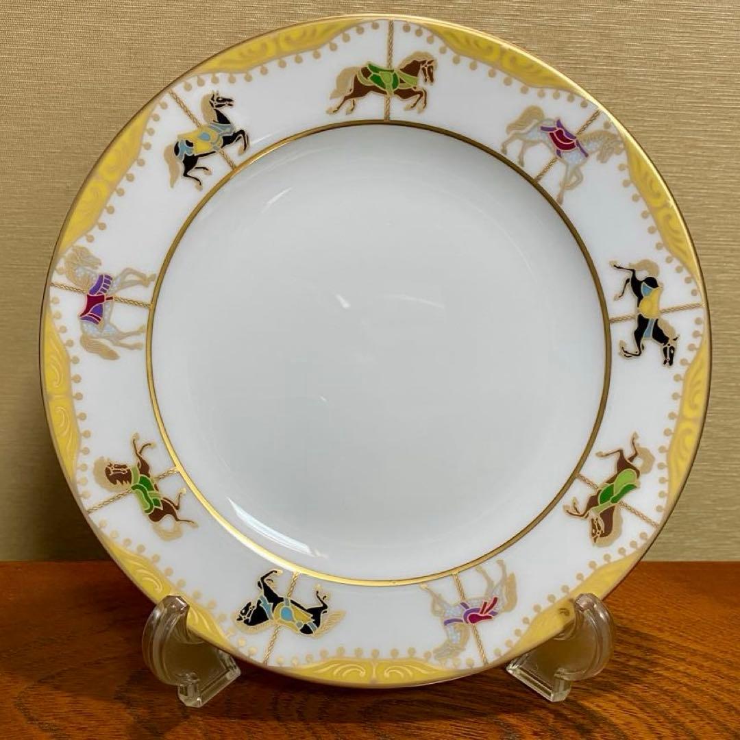 大倉陶園 うまくゆくトリオ　(コーヒーカップ＆ソーサー &20㎝ケーキ皿）