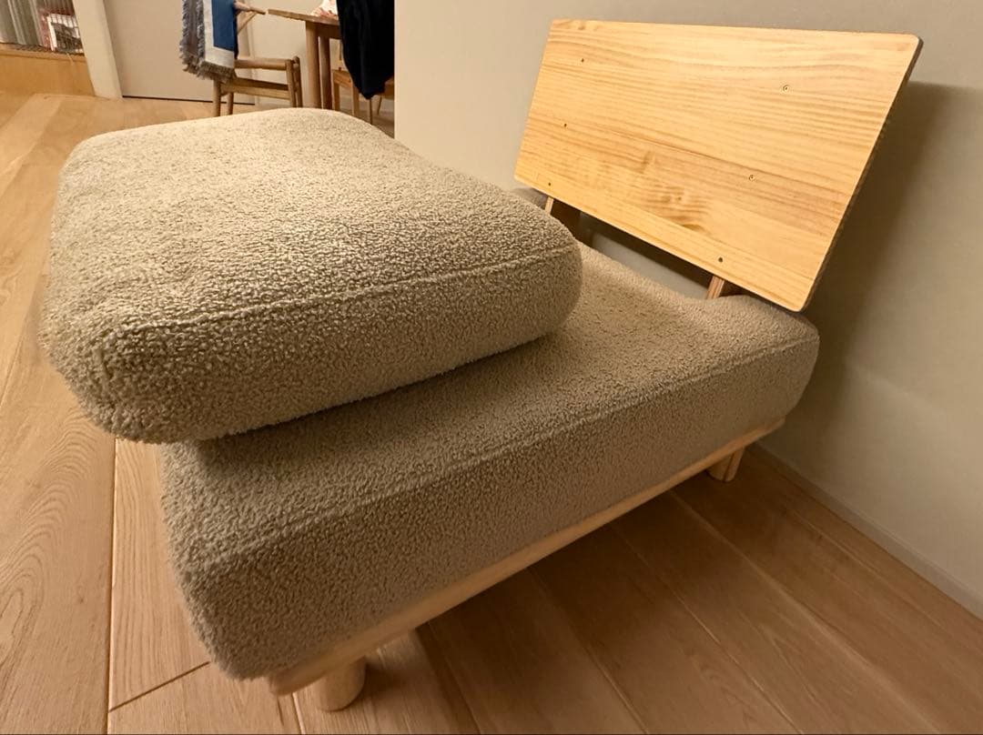 ブークレ生地天然木ローソファフラフィー　週末セール