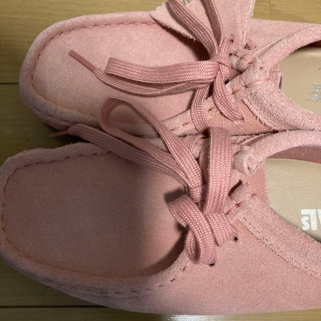 希少クラークス　ワラビー　ピンク23.5cm