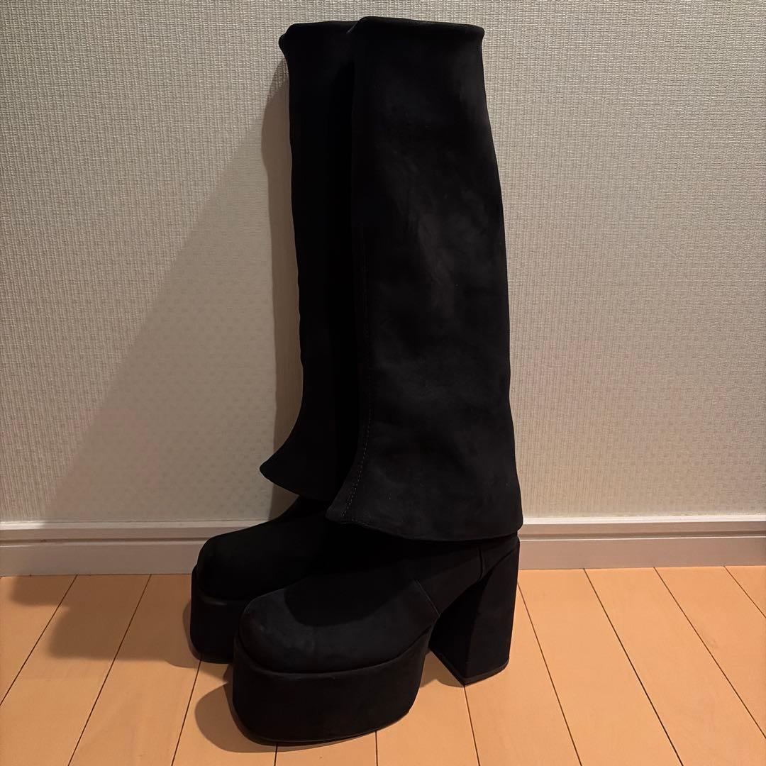 美品★完売品★EMODA ルーズフレアカバーフィットブーツ★あのちゃん着用