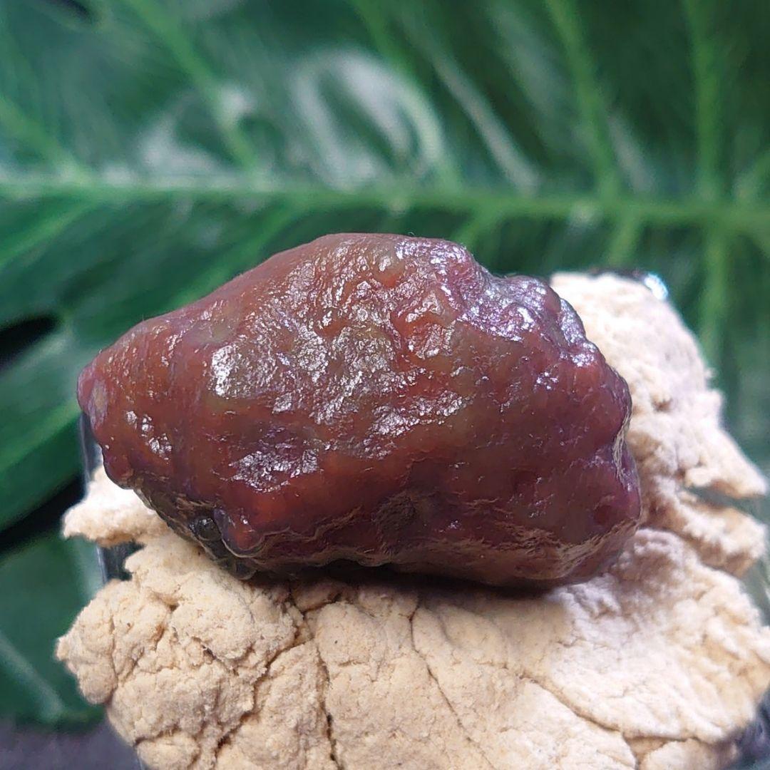 ウイグルゴビ瑪瑙 原石 黒山瑪瑙 氷皮付き 激レア 大粒  ゴビアゲート