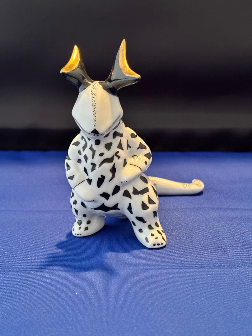 九谷焼　カネゴン　エレキング