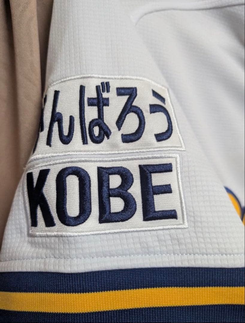 オリックス•ブルーウェーブ 復刻ユニフォーム XOサイズ 19 山岡泰輔投手