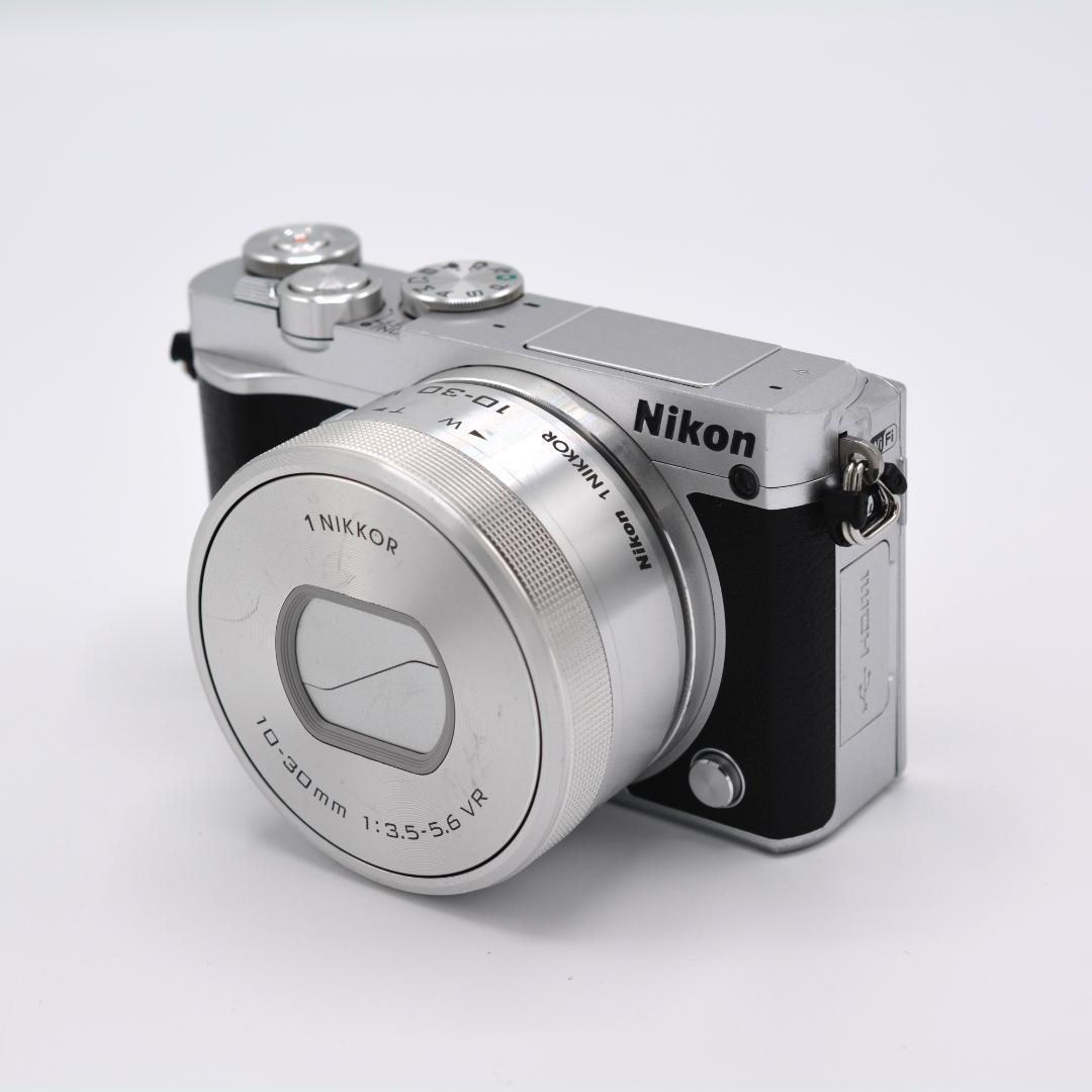 ❤️【ショット数4571】Nikon1 J5 10-30mmレンズキット❤️