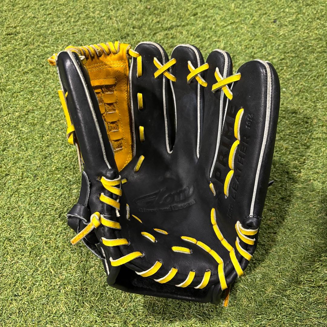 【早いもの勝ち】Glom 軟式グローブ　内野手用