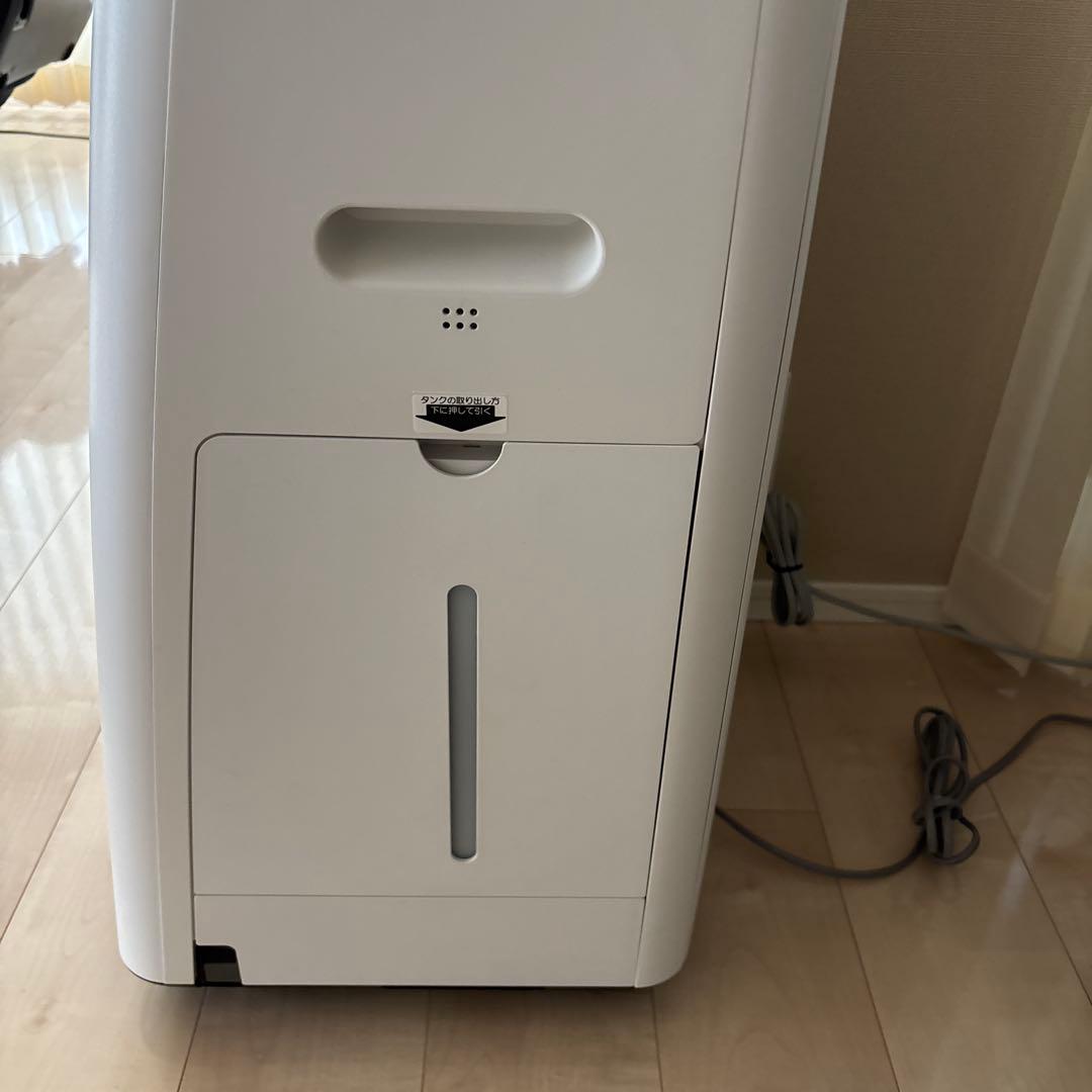 シャープ　加湿空気清浄機　KI-NP100　プラズマクラスターNEXT