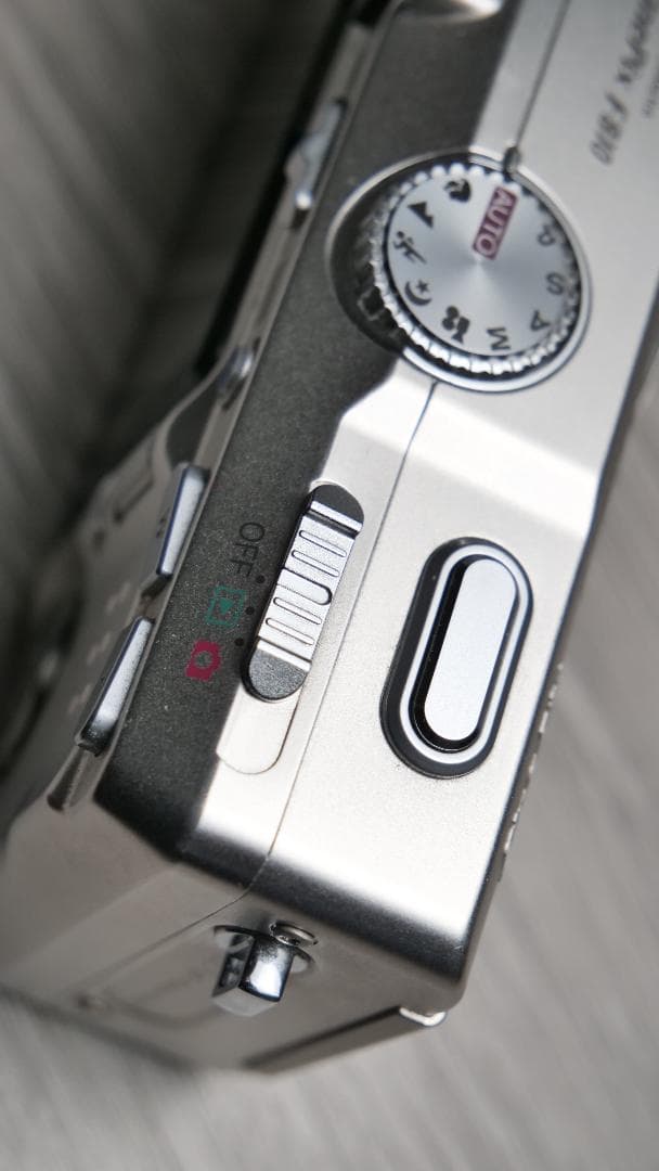 FUJIFILM FinePix F810 動作品/ジャンク！