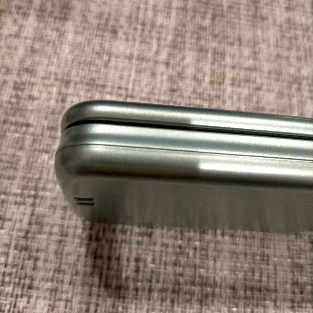 美品 らくらくフォン F-02J ドコモ純正充電器つき