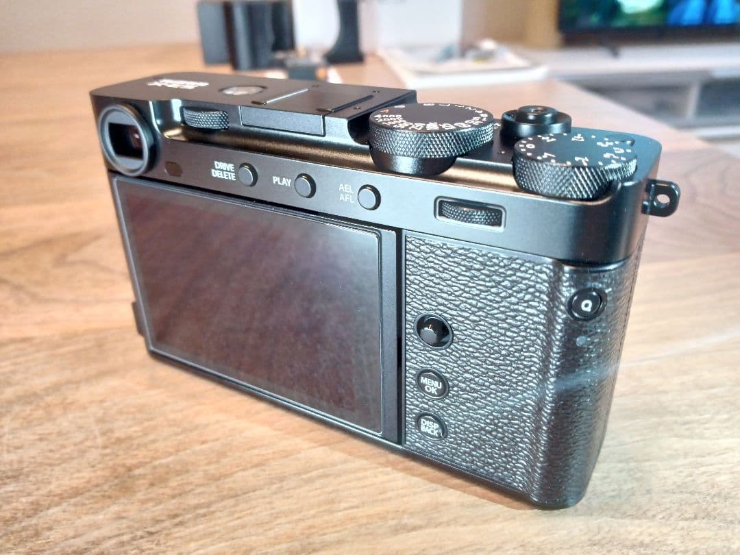動作確認のみ【S数：2回】 新品 FUJIFILM X-E5 ボディ 返金保証付