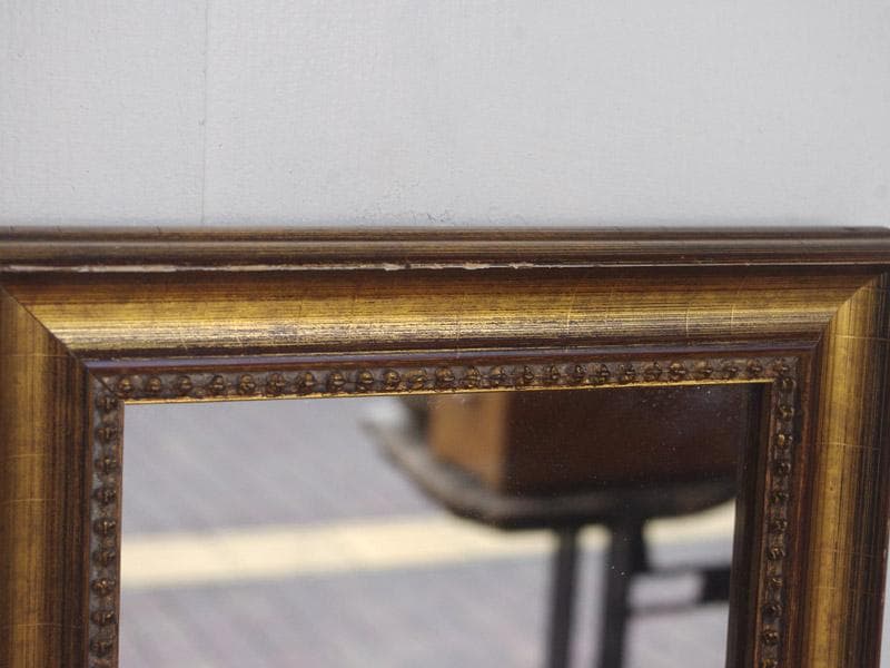 中サイズ 壁掛けミラー 装飾的なゴールドフレームの鏡 絵画 額縁 M05