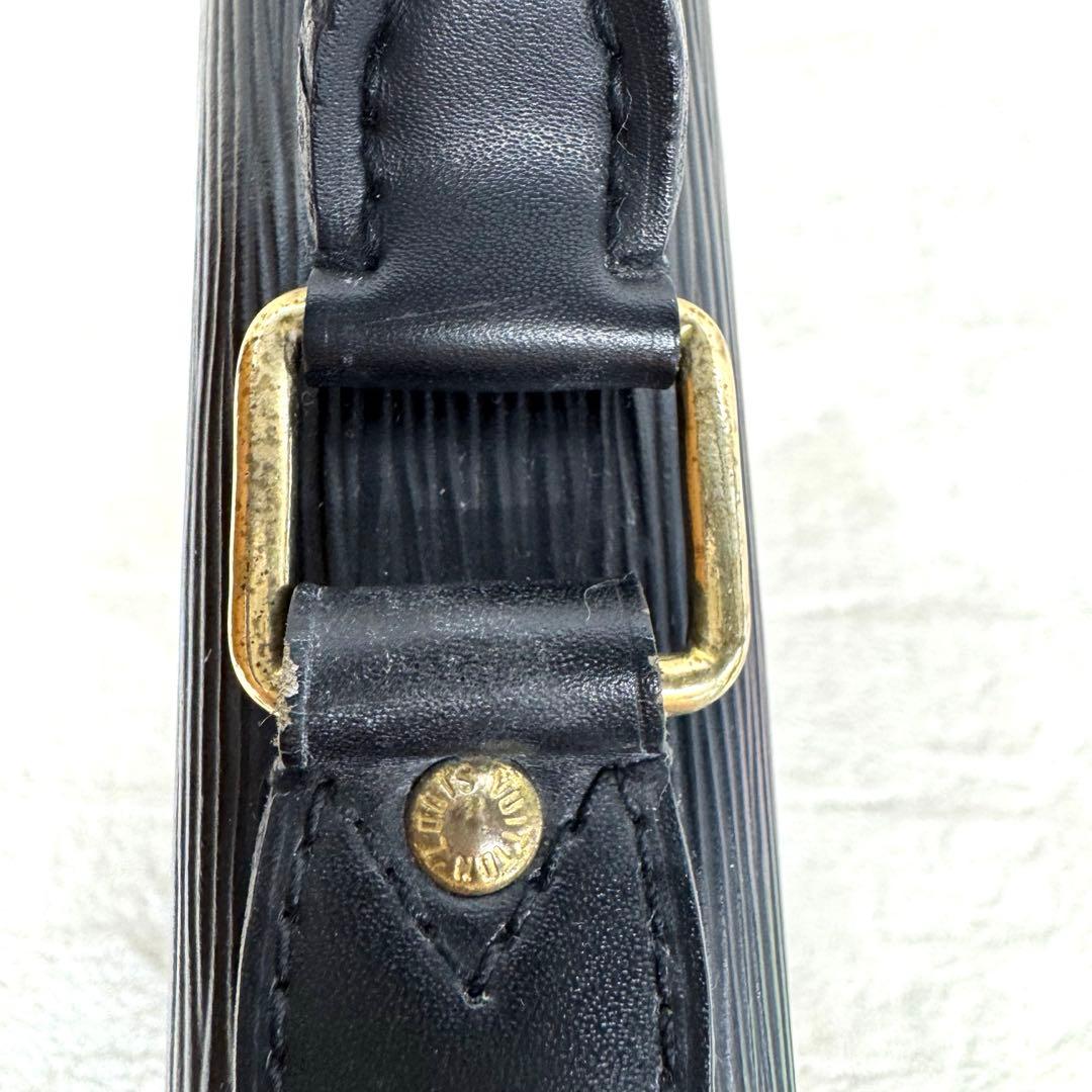 ルイヴィトン　LOUIS VUITTON ビジネスバッグ　エピ　コンセイエ