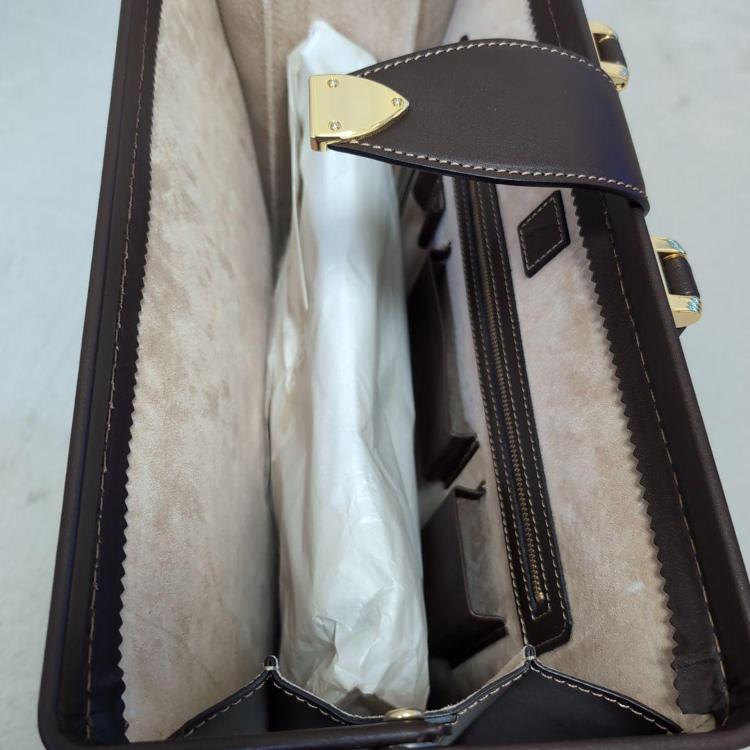 土屋鞄 スリムダレスバッグ ダークブラウン