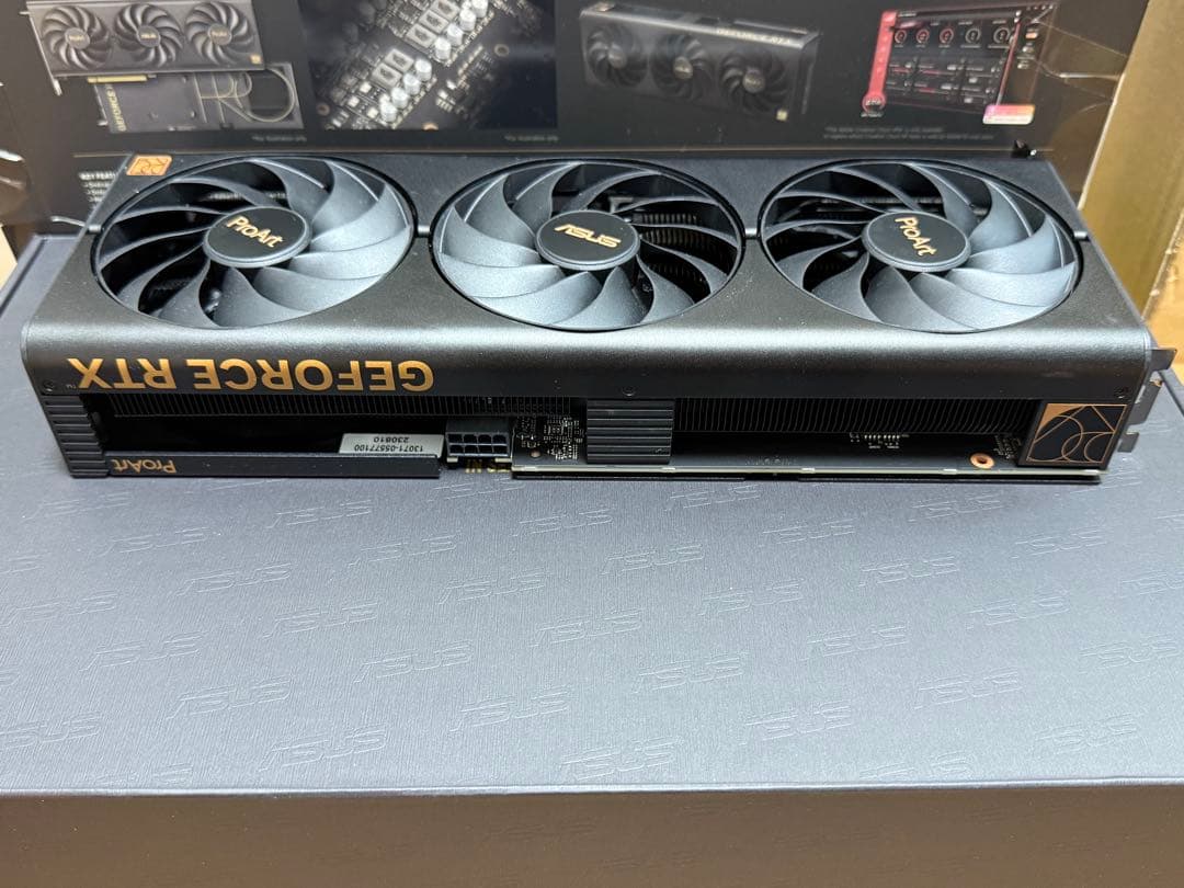 ASUS ProArt GeForce RTX 4060 8GB 美品