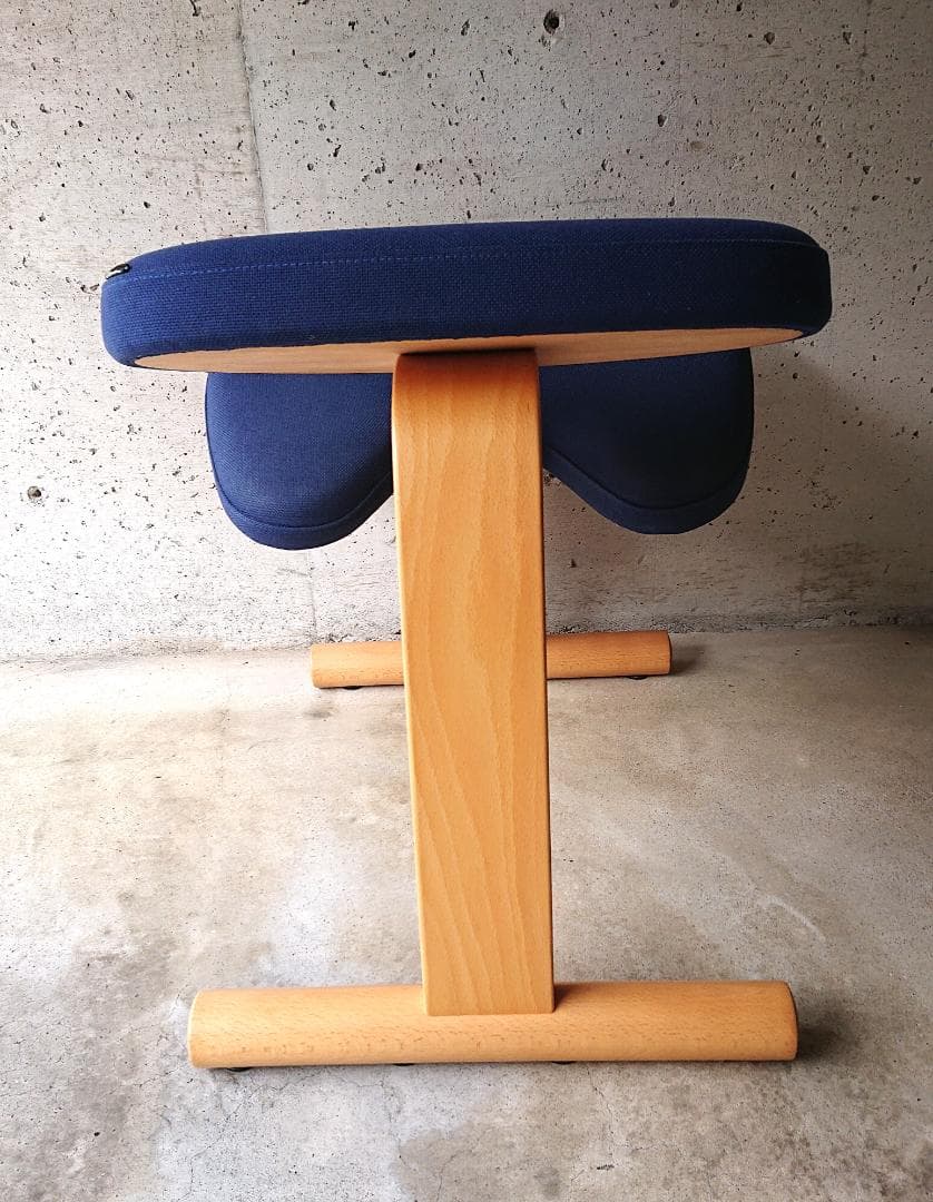 【良品】サカモトハウス バランスチェアイージー 　（ブルー）