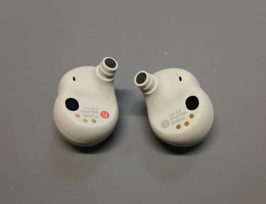 SONY　WF-1000XM4　ワイヤレス　ノイズキャンセリング　イヤホン　③