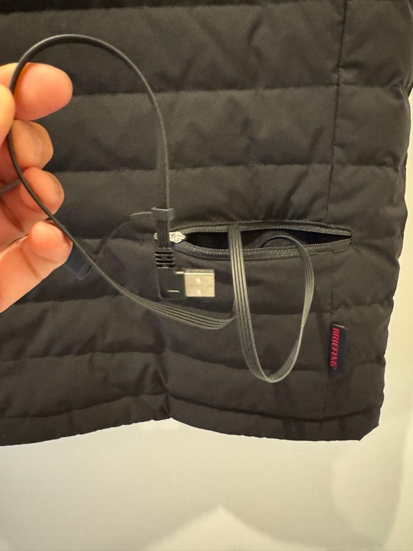 BRIEFING TAION機能付きダウンベスト サイズＳ