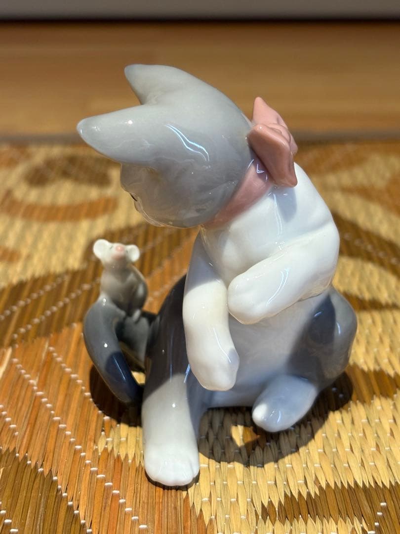 【LLADRO】驚いた仔猫ちゃん　専用箱付き