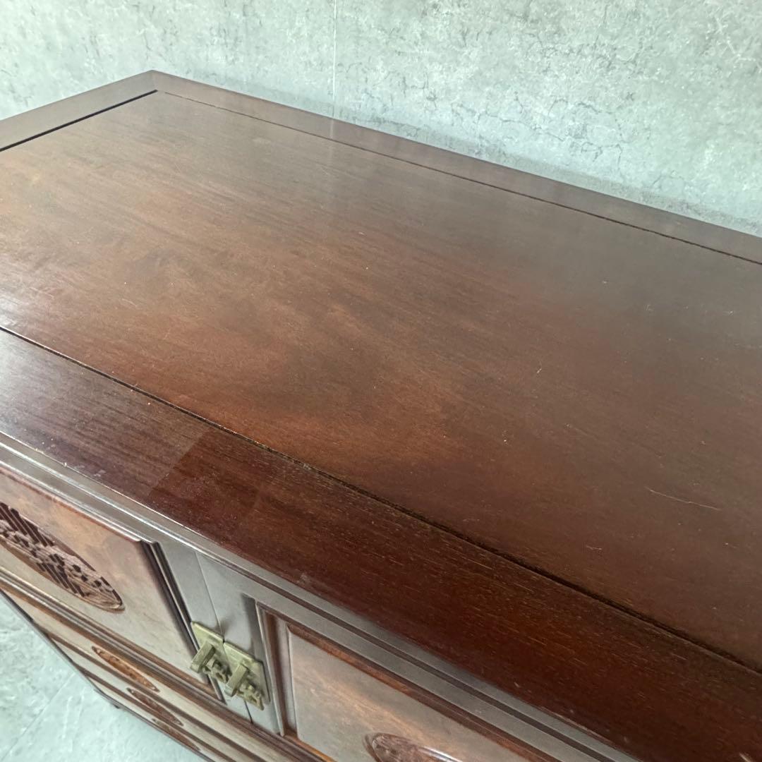 重厚な存在感　中国家具 花梨材 唐木 4段 チェスト 無垢 高級飾り家具