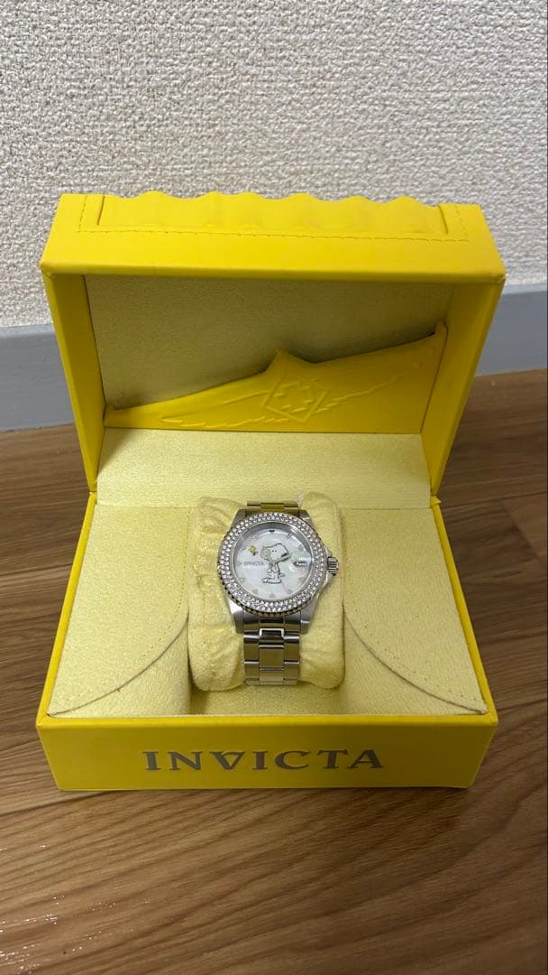 INVICTA 腕時計　スヌーピー