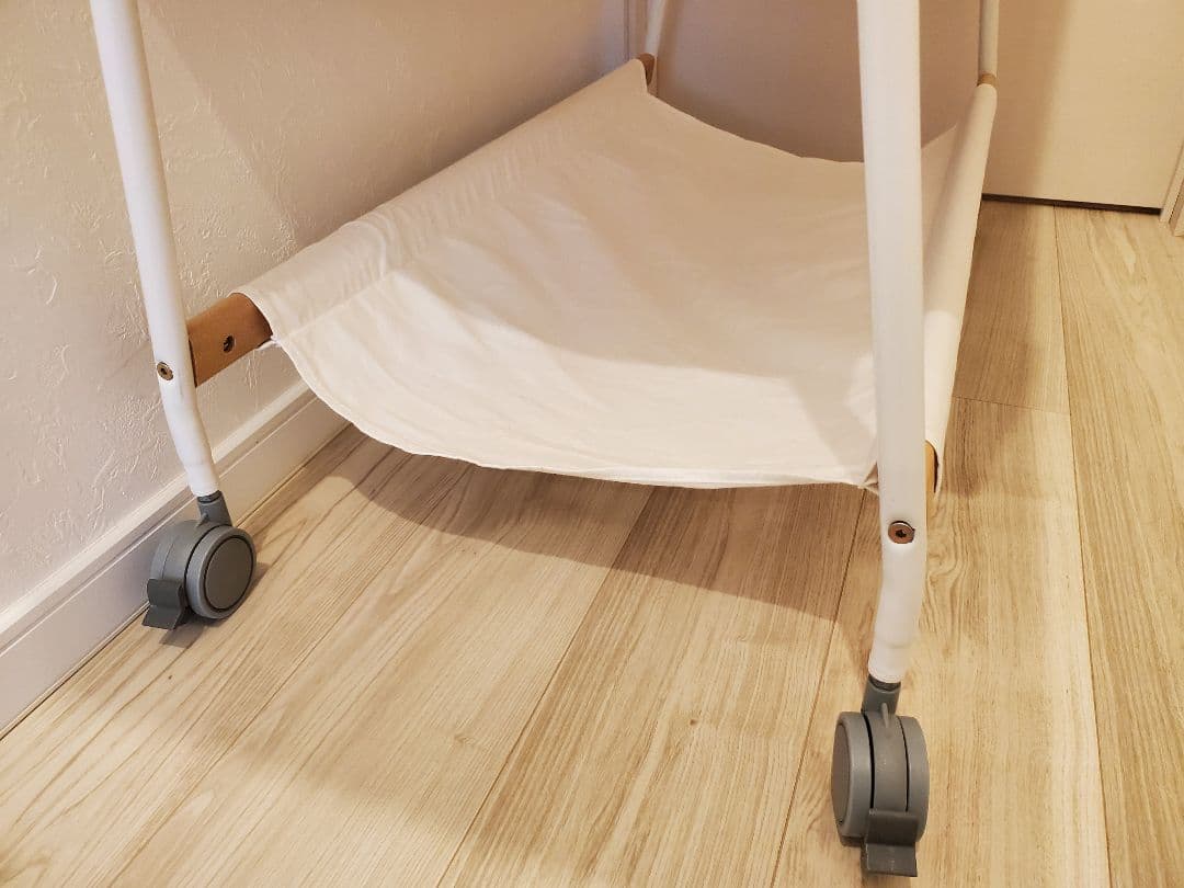 【 美品｜送料込 】リリワゴン2 ホワイト ベビーベッド 大和屋