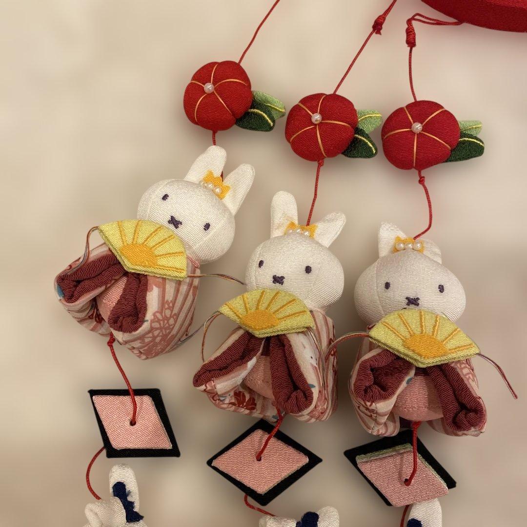 みっふぃーおやつ堂　一本吊りお雛様 ミッフィー　ダーン