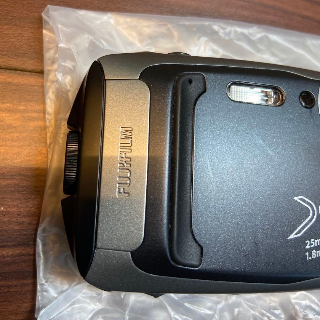 FUJI FILM FinePix XP140 デジカメ ほぼ新品 4637