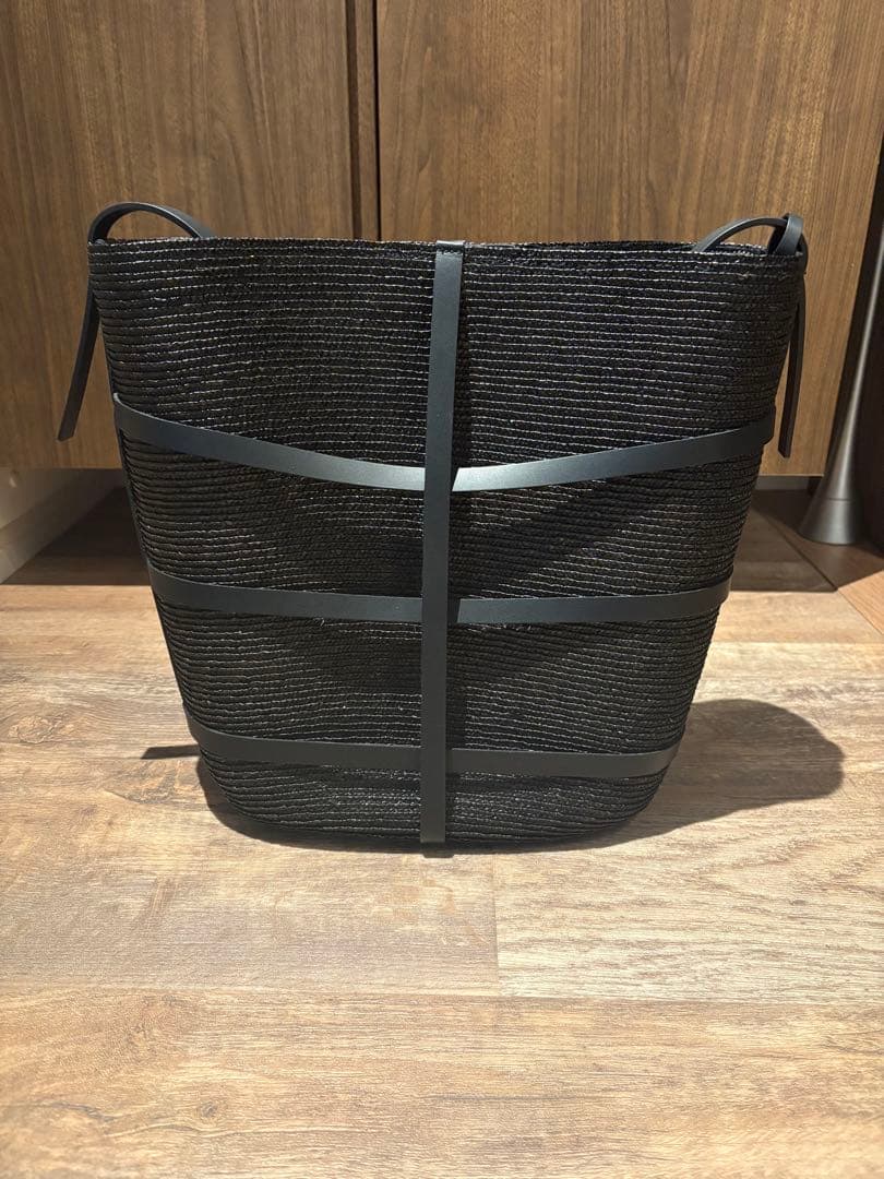 【新品:定価52800】Whim Gazette ストローショルダーバッグ 黒