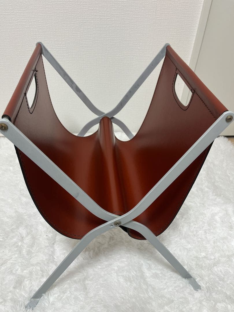 ACTUS アクタス　本革レザー　マガジンラック　フォールディグ　カッシーナ